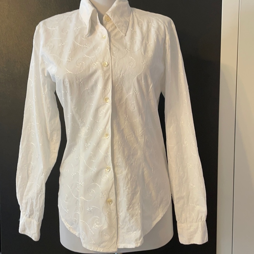 Two of Us-vintage perfectly fitted embroidered top